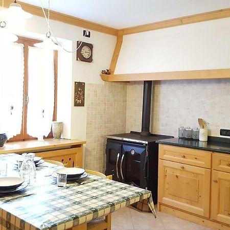 Casa Rossi Appartement Le Grazie  Buitenkant foto