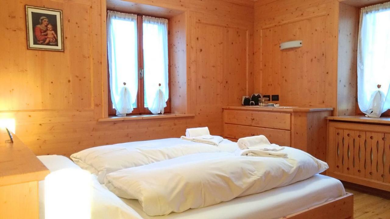 Casa Rossi Appartement Le Grazie  Buitenkant foto